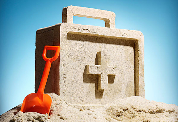 Какие лекарственные препараты взять с собой в отпуск для ребенка грудного возраста